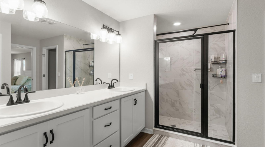 DAVENPORT, Florida 33837, 4 Bedrooms Bedrooms, ,2 BathroomsBathrooms,Residential,For Sale,MOUNTAIN FLOWER,0,MFRO6411570