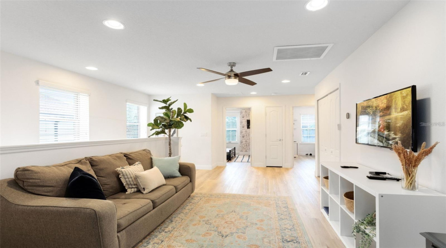 KISSIMMEE, Florida 34747, 5 Bedrooms Bedrooms, ,4 BathroomsBathrooms,Residential,For Sale,ADRIATICO,0,MFRO6411777