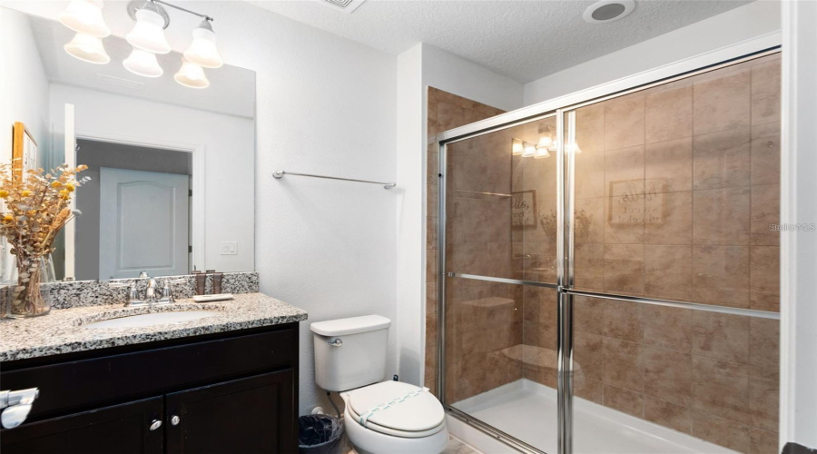 KISSIMMEE, Florida 34747, 5 Bedrooms Bedrooms, ,4 BathroomsBathrooms,Residential,For Sale,ADRIATICO,0,MFRO6411777