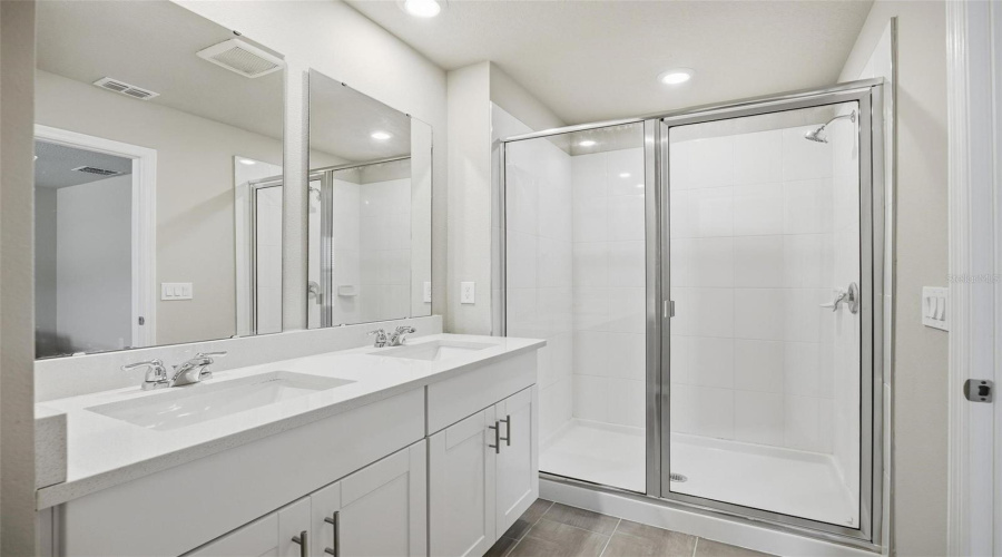 DAVENPORT, Florida 33896, 3 Bedrooms Bedrooms, ,2 BathroomsBathrooms,Residential,For Sale,LEGACY,0,MFRFC318867