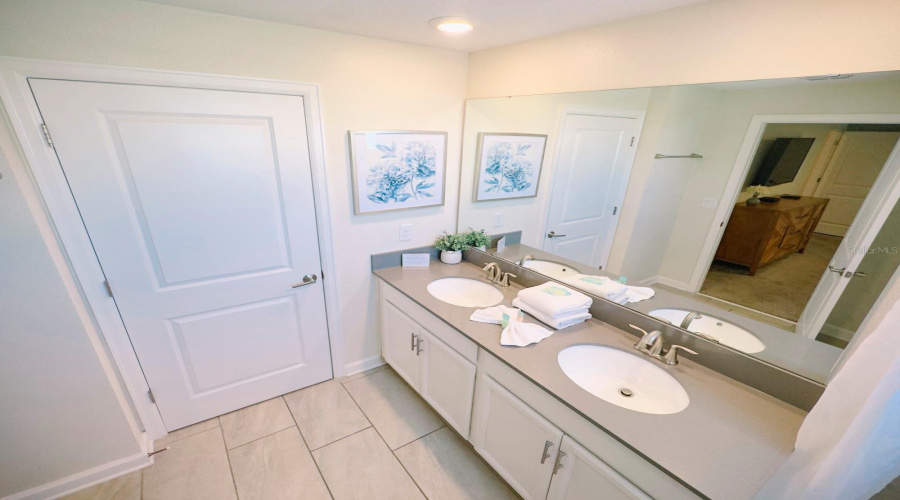 CHAMPIONS GATE, Florida 33896, 4 Bedrooms Bedrooms, ,3 BathroomsBathrooms,Residential,For Sale,CHALLENGE DR,0,MFRO6410566