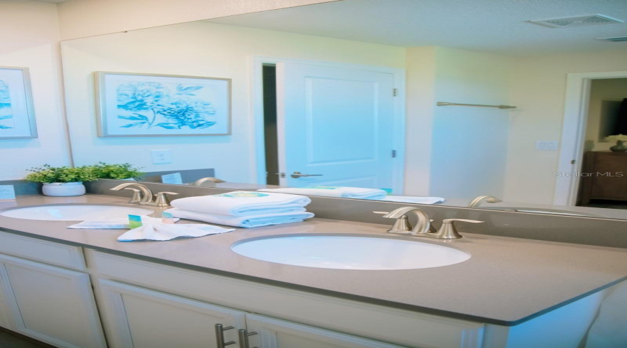 CHAMPIONS GATE, Florida 33896, 4 Bedrooms Bedrooms, ,3 BathroomsBathrooms,Residential,For Sale,CHALLENGE DR,0,MFRO6410566