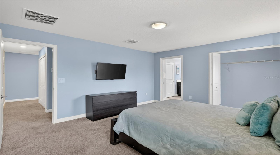 DAVENPORT, Florida 33896, 4 Bedrooms Bedrooms, ,3 BathroomsBathrooms,Residential,For Sale,STINGER,0,MFRO6411287