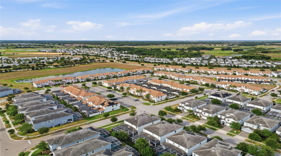 DAVENPORT, Florida 33896, 4 Bedrooms Bedrooms, ,3 BathroomsBathrooms,Residential,For Sale,STINGER,0,MFRO6411287
