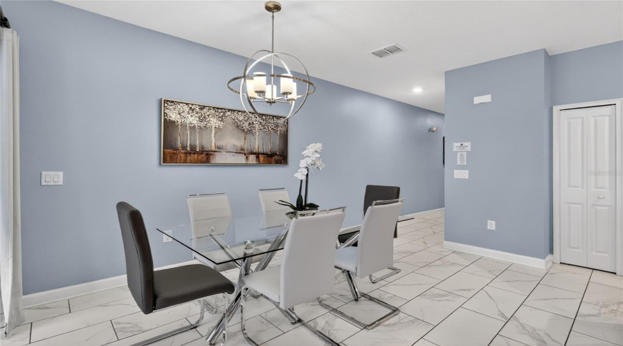 DAVENPORT, Florida 33896, 4 Bedrooms Bedrooms, ,3 BathroomsBathrooms,Residential,For Sale,STINGER,0,MFRO6411287