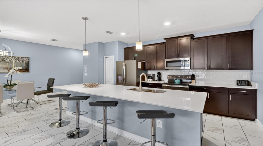 DAVENPORT, Florida 33896, 4 Bedrooms Bedrooms, ,3 BathroomsBathrooms,Residential,For Sale,STINGER,0,MFRO6411287