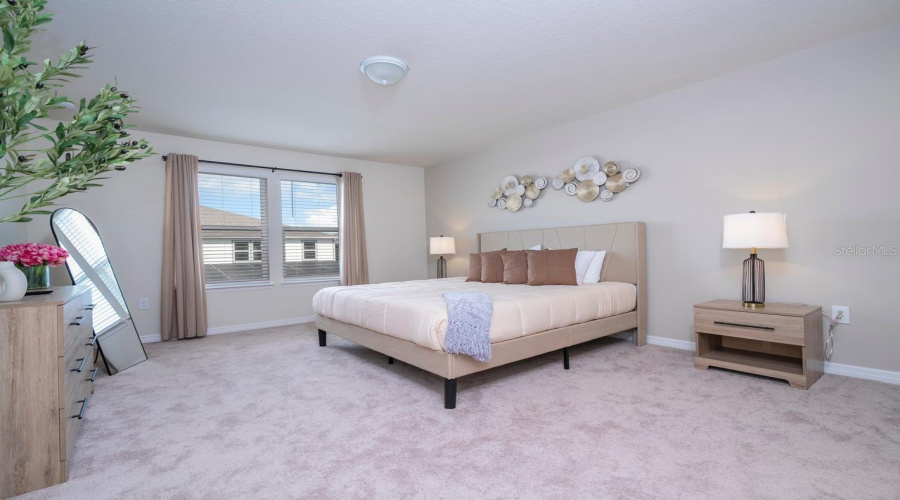 DAVENPORT, Florida 33897, 5 Bedrooms Bedrooms, ,4 BathroomsBathrooms,Residential,For Sale,LANA,0,MFRO6411079