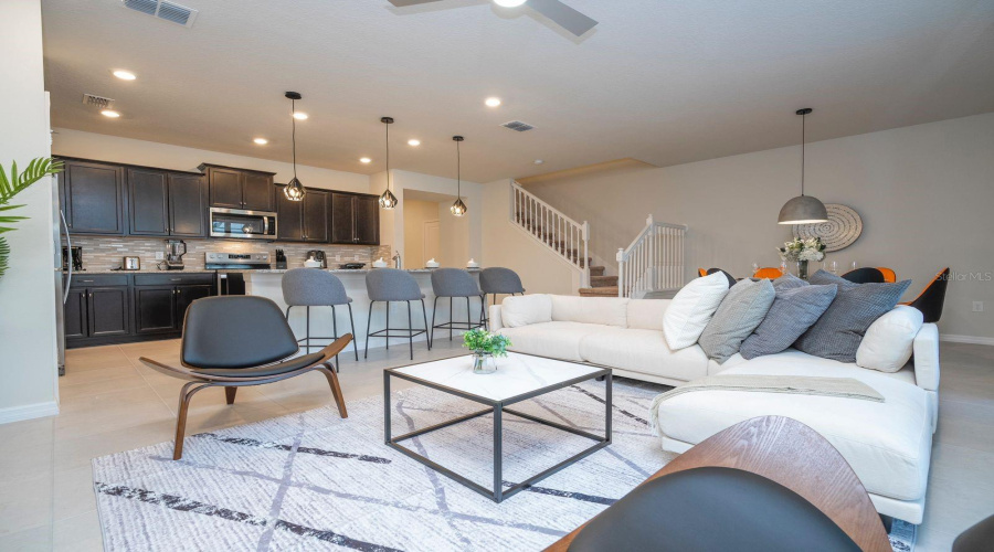 DAVENPORT, Florida 33897, 5 Bedrooms Bedrooms, ,4 BathroomsBathrooms,Residential,For Sale,LANA,0,MFRO6411079