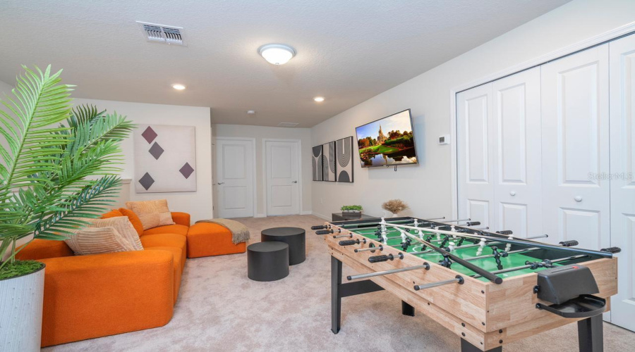 DAVENPORT, Florida 33897, 5 Bedrooms Bedrooms, ,4 BathroomsBathrooms,Residential,For Sale,LANA,0,MFRO6411079