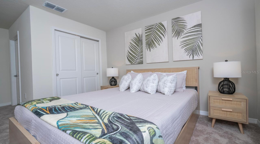 DAVENPORT, Florida 33897, 5 Bedrooms Bedrooms, ,4 BathroomsBathrooms,Residential,For Sale,LANA,0,MFRO6411079