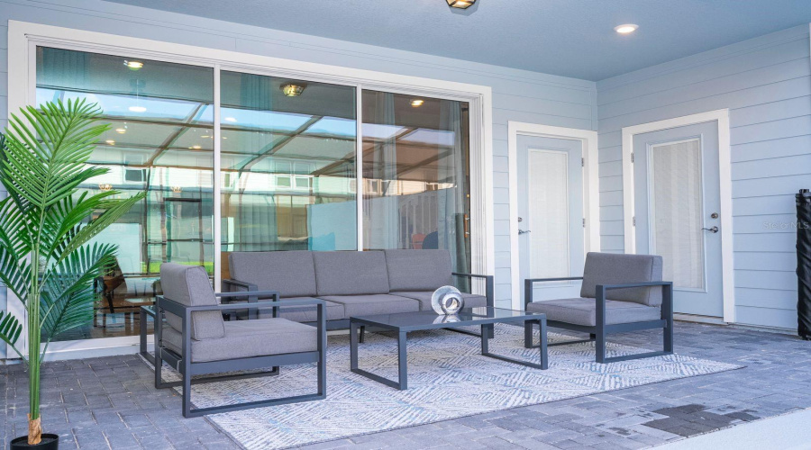 DAVENPORT, Florida 33897, 5 Bedrooms Bedrooms, ,4 BathroomsBathrooms,Residential,For Sale,LANA,0,MFRO6411079