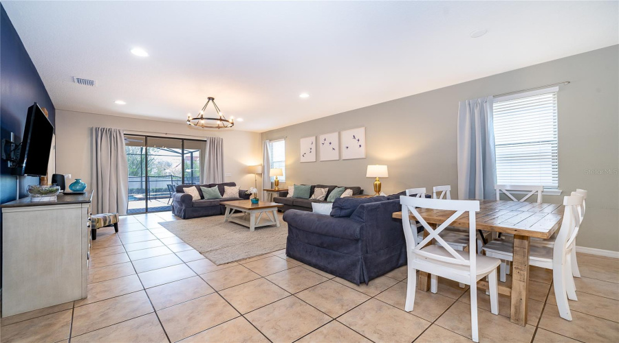 KISSIMMEE, Florida 34747, 7 Bedrooms Bedrooms, ,5 BathroomsBathrooms,Residential,For Sale,NICE,0,MFRO6411765
