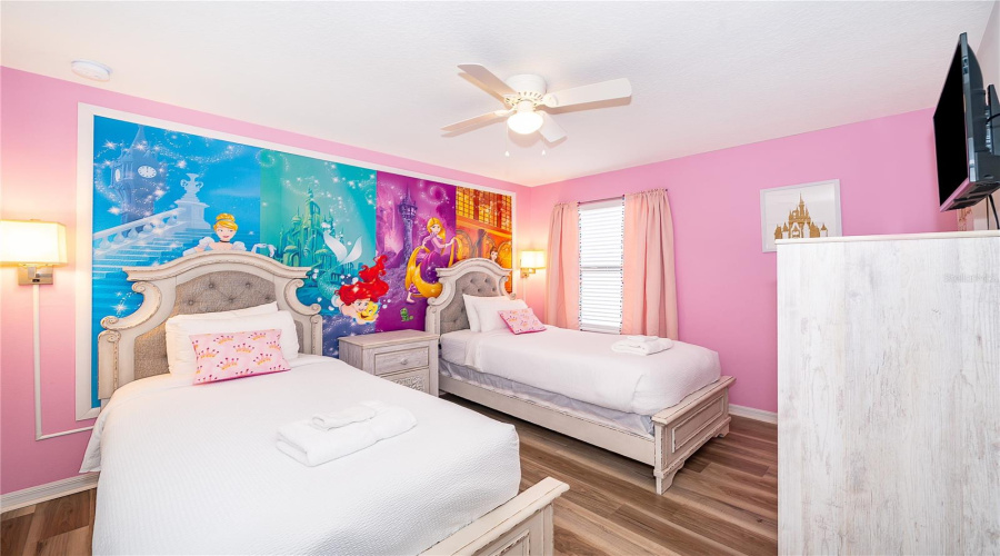 KISSIMMEE, Florida 34747, 7 Bedrooms Bedrooms, ,5 BathroomsBathrooms,Residential,For Sale,NICE,0,MFRO6411765