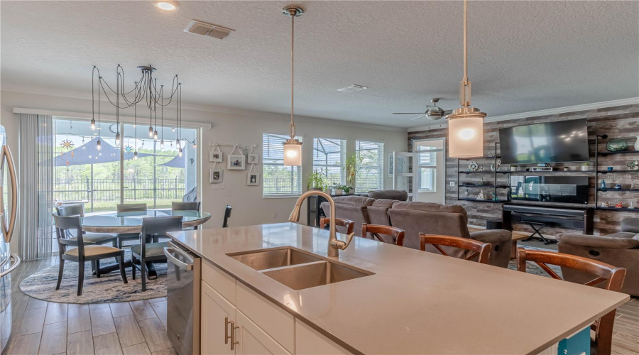 KISSIMMEE, Florida 34746, 6 Bedrooms Bedrooms, ,3 BathroomsBathrooms,Residential,For Sale,PRELUDE,0,MFRS5150542