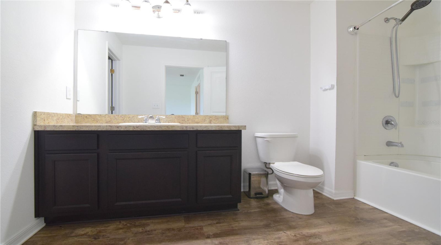 DAVENPORT, Florida 33837, 3 Bedrooms Bedrooms, ,2 BathroomsBathrooms,Residential,For Sale,GRANDIN,0,MFRO6400490