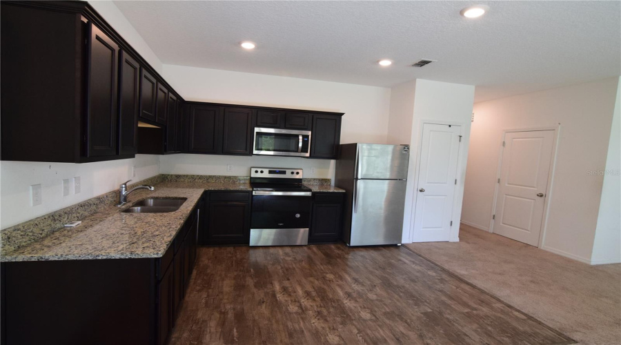 DAVENPORT, Florida 33837, 3 Bedrooms Bedrooms, ,2 BathroomsBathrooms,Residential,For Sale,GRANDIN,0,MFRO6400490