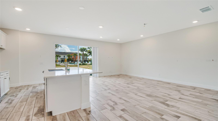 KISSIMMEE, Florida 34747, 3 Bedrooms Bedrooms, ,3 BathroomsBathrooms,Residential,For Sale,CASTAWAY,0,MFRS5148246