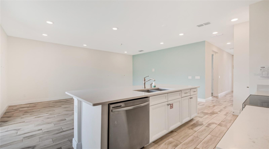 KISSIMMEE, Florida 34747, 3 Bedrooms Bedrooms, ,3 BathroomsBathrooms,Residential,For Sale,CASTAWAY,0,MFRS5148246