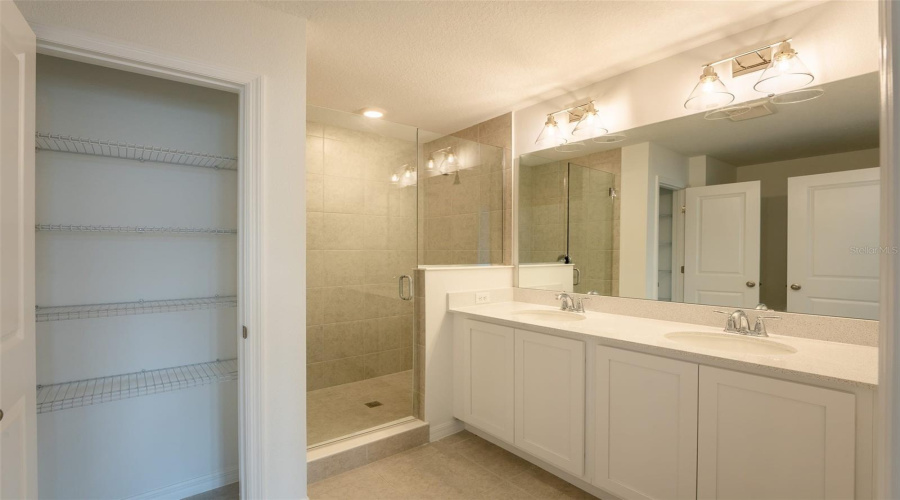 DAVENPORT, Florida 33896, 3 Bedrooms Bedrooms, ,2 BathroomsBathrooms,Residential,For Sale,PLANTATION,0,MFRS5150798