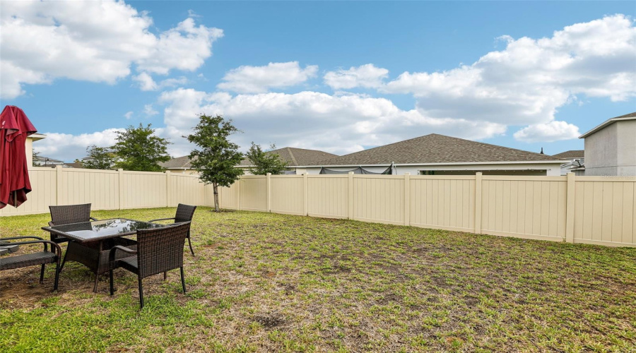 DAVENPORT, Florida 33897, 4 Bedrooms Bedrooms, ,2 BathroomsBathrooms,Residential,For Sale,COSTA BLANCA,0,MFRO6410948