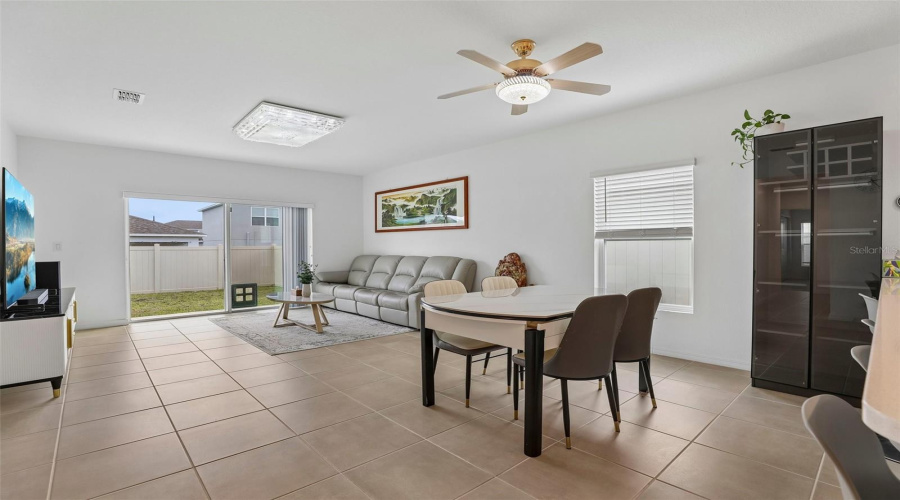 DAVENPORT, Florida 33897, 4 Bedrooms Bedrooms, ,2 BathroomsBathrooms,Residential,For Sale,COSTA BLANCA,0,MFRO6410948