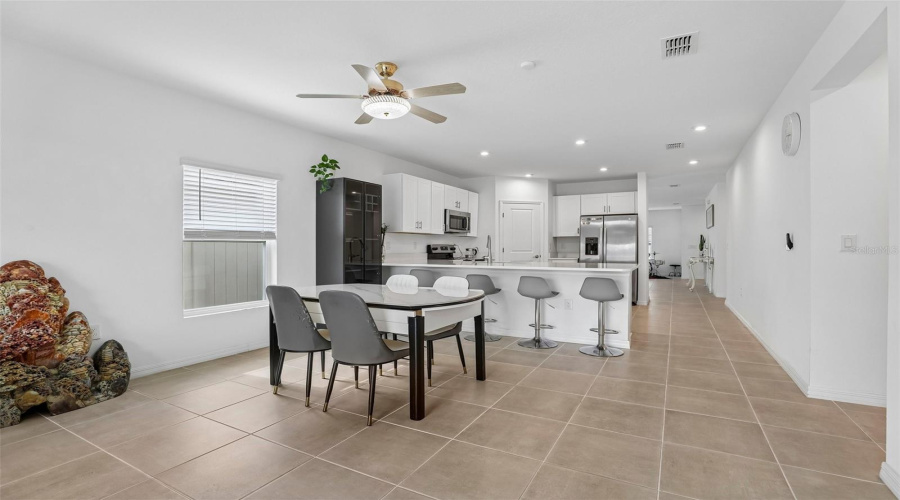 DAVENPORT, Florida 33897, 4 Bedrooms Bedrooms, ,2 BathroomsBathrooms,Residential,For Sale,COSTA BLANCA,0,MFRO6410948