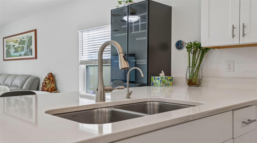 DAVENPORT, Florida 33897, 4 Bedrooms Bedrooms, ,2 BathroomsBathrooms,Residential,For Sale,COSTA BLANCA,0,MFRO6410948