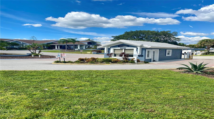 DAVENPORT, Florida 33897, 4 Bedrooms Bedrooms, ,3 BathroomsBathrooms,Residential,For Sale,ORCHID,0,MFRS5150832