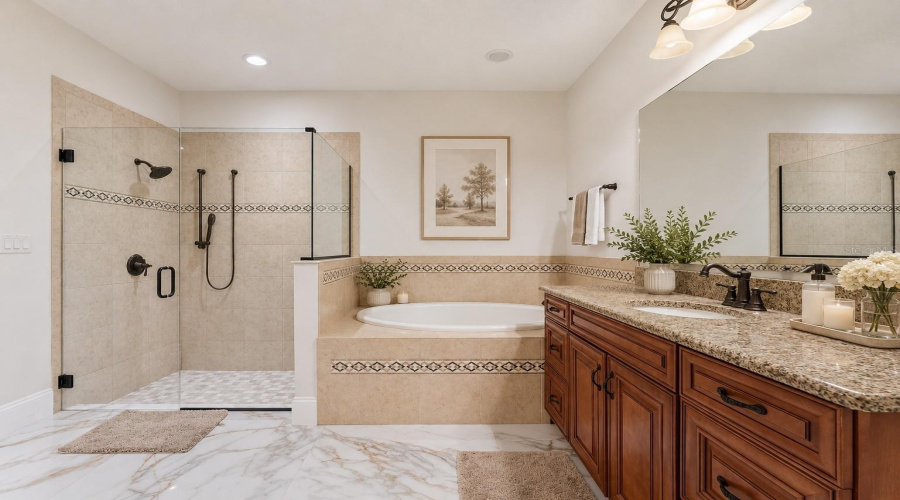 ORLANDO, Florida 32836, 5 Bedrooms Bedrooms, ,4 BathroomsBathrooms,Residential,For Sale,BRIXFORD,0,MFRO6409590