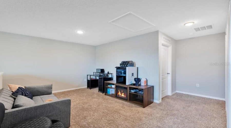 KISSIMMEE, Florida 34746, 4 Bedrooms Bedrooms, ,2 BathroomsBathrooms,Residential,For Sale,CANYON BREEZE,0,MFRTB8513879