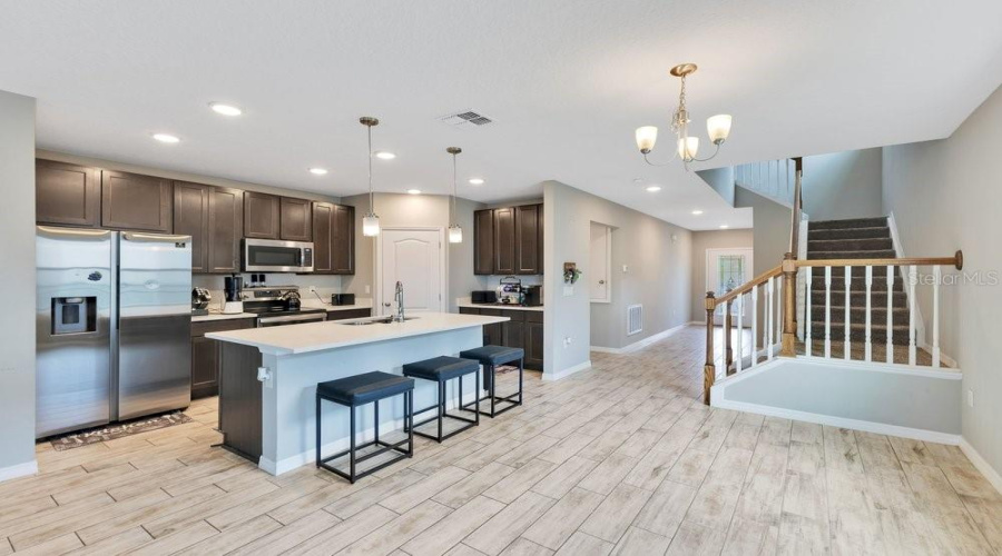 KISSIMMEE, Florida 34746, 4 Bedrooms Bedrooms, ,2 BathroomsBathrooms,Residential,For Sale,CANYON BREEZE,0,MFRTB8513879