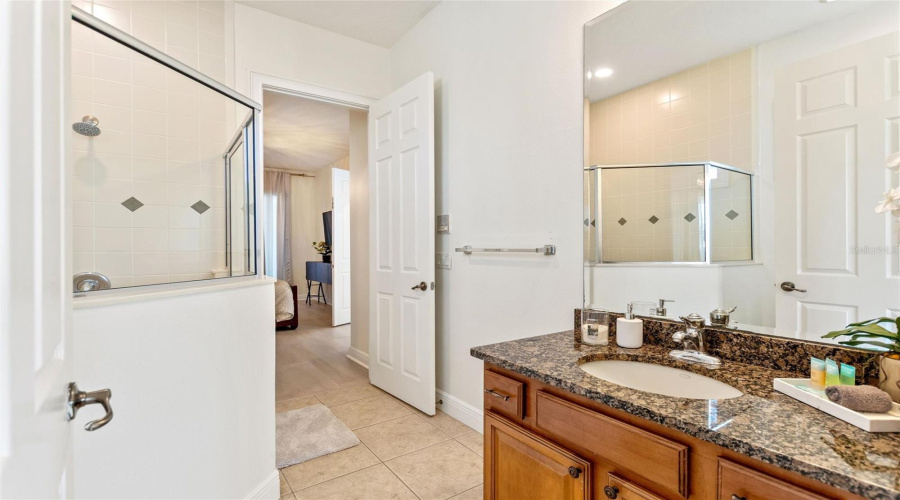 KISSIMMEE, Florida 34747, 5 Bedrooms Bedrooms, ,5 BathroomsBathrooms,Residential,For Sale,EUSTON DR,0,MFRS5150888