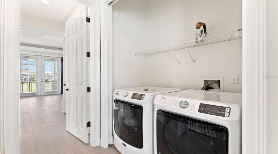 KISSIMMEE, Florida 34747, 5 Bedrooms Bedrooms, ,5 BathroomsBathrooms,Residential,For Sale,EUSTON DR,0,MFRS5150888
