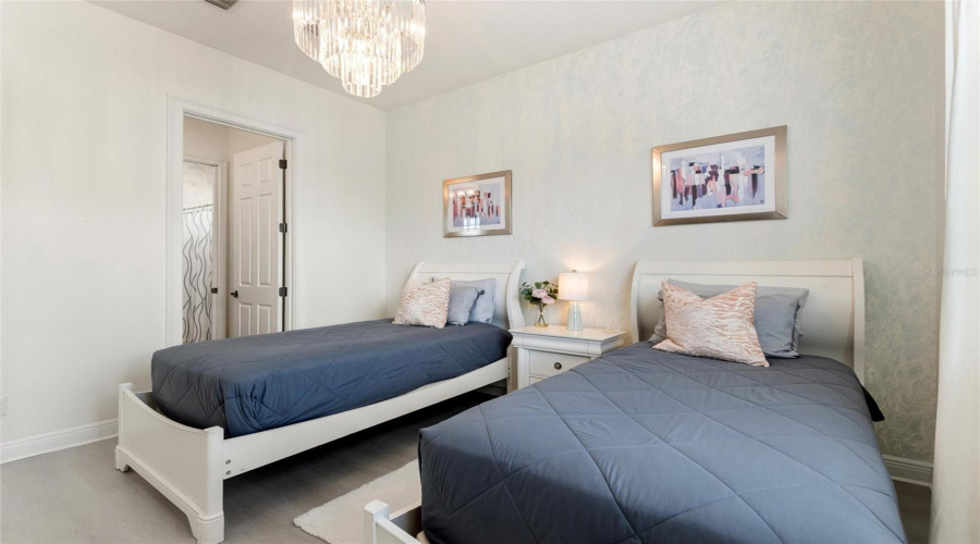 KISSIMMEE, Florida 34747, 5 Bedrooms Bedrooms, ,5 BathroomsBathrooms,Residential,For Sale,EUSTON DR,0,MFRS5150888