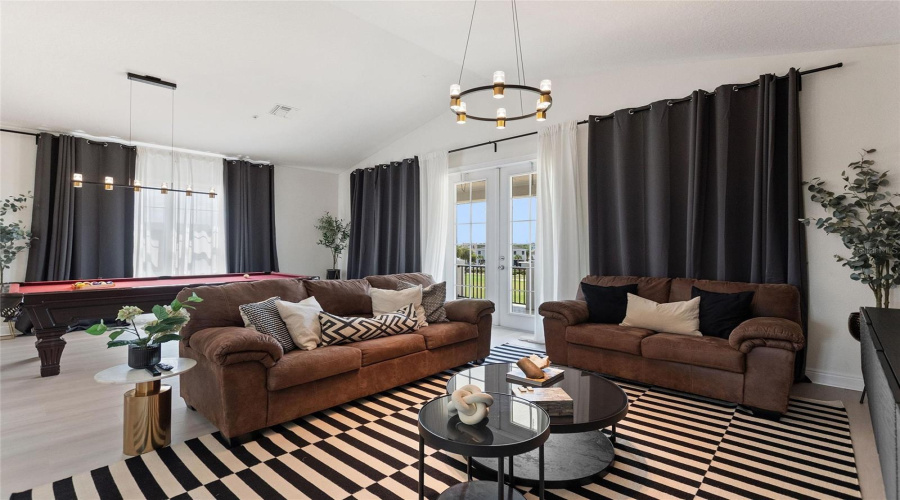 KISSIMMEE, Florida 34747, 5 Bedrooms Bedrooms, ,5 BathroomsBathrooms,Residential,For Sale,EUSTON DR,0,MFRS5150888
