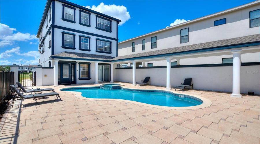 KISSIMMEE, Florida 34747, 5 Bedrooms Bedrooms, ,5 BathroomsBathrooms,Residential,For Sale,EUSTON DR,0,MFRS5150888