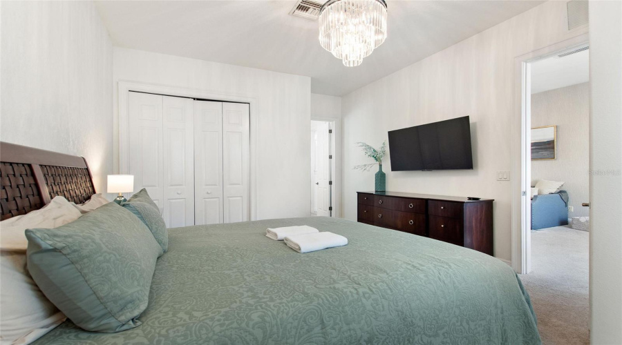 KISSIMMEE, Florida 34747, 5 Bedrooms Bedrooms, ,5 BathroomsBathrooms,Residential,For Sale,EUSTON DR,0,MFRS5150888