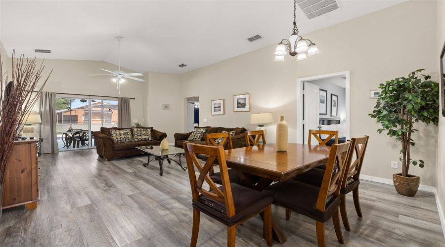 DAVENPORT, Florida 33896, 5 Bedrooms Bedrooms, ,3 BathroomsBathrooms,Residential,For Sale,SCRUB JAY,0,MFRS5150527
