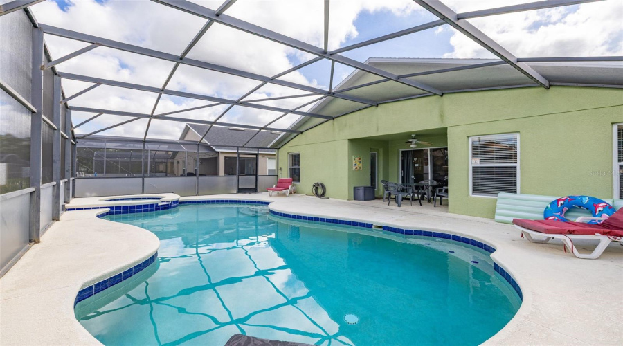 DAVENPORT, Florida 33896, 5 Bedrooms Bedrooms, ,3 BathroomsBathrooms,Residential,For Sale,SCRUB JAY,0,MFRS5150527