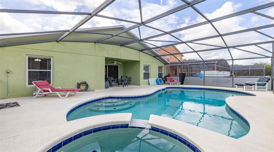 DAVENPORT, Florida 33896, 5 Bedrooms Bedrooms, ,3 BathroomsBathrooms,Residential,For Sale,SCRUB JAY,0,MFRS5150527