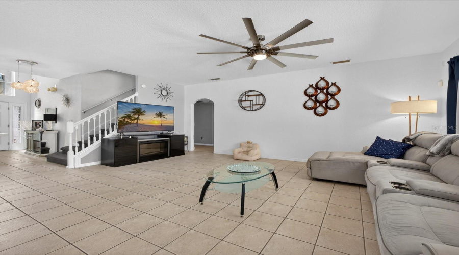 DAVENPORT, Florida 33837, 5 Bedrooms Bedrooms, ,3 BathroomsBathrooms,Residential,For Sale,SAND HILL POINT,0,MFRO6411388