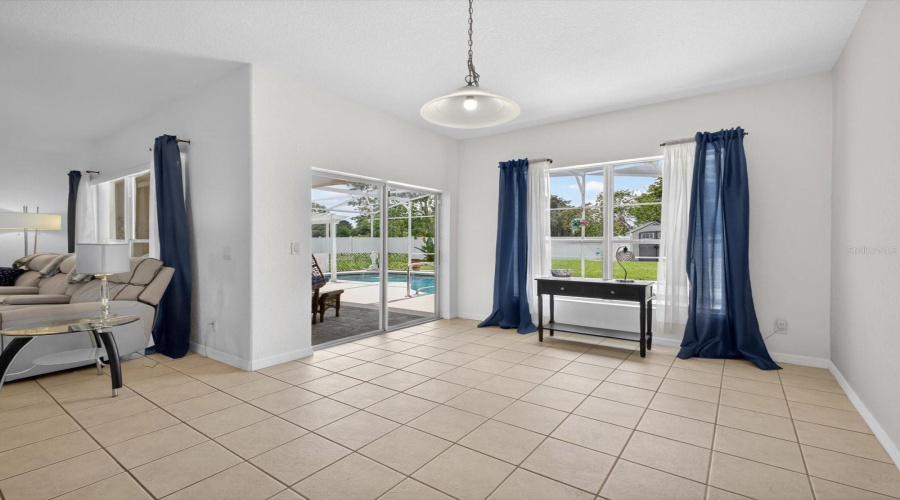 DAVENPORT, Florida 33837, 5 Bedrooms Bedrooms, ,3 BathroomsBathrooms,Residential,For Sale,SAND HILL POINT,0,MFRO6411388