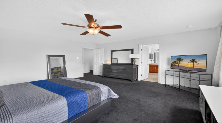 DAVENPORT, Florida 33837, 5 Bedrooms Bedrooms, ,3 BathroomsBathrooms,Residential,For Sale,SAND HILL POINT,0,MFRO6411388