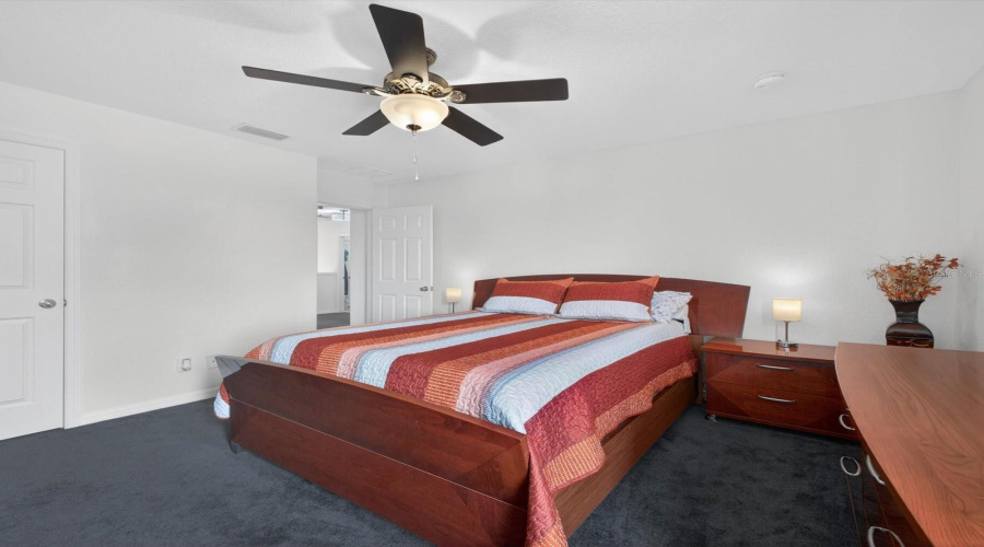 DAVENPORT, Florida 33837, 5 Bedrooms Bedrooms, ,3 BathroomsBathrooms,Residential,For Sale,SAND HILL POINT,0,MFRO6411388