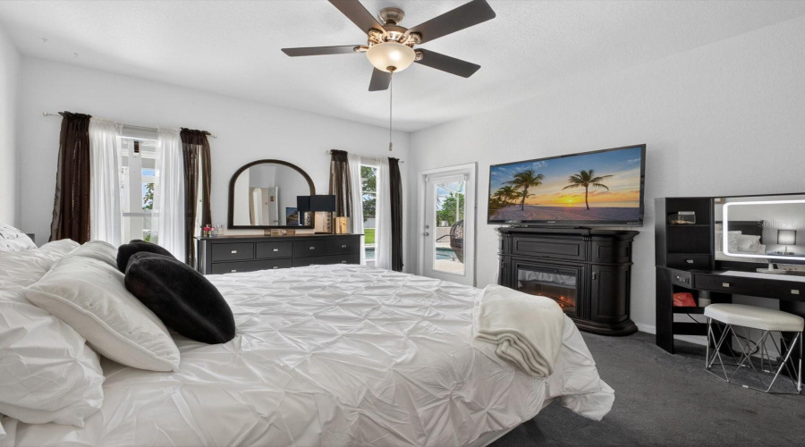DAVENPORT, Florida 33837, 5 Bedrooms Bedrooms, ,3 BathroomsBathrooms,Residential,For Sale,SAND HILL POINT,0,MFRO6411388