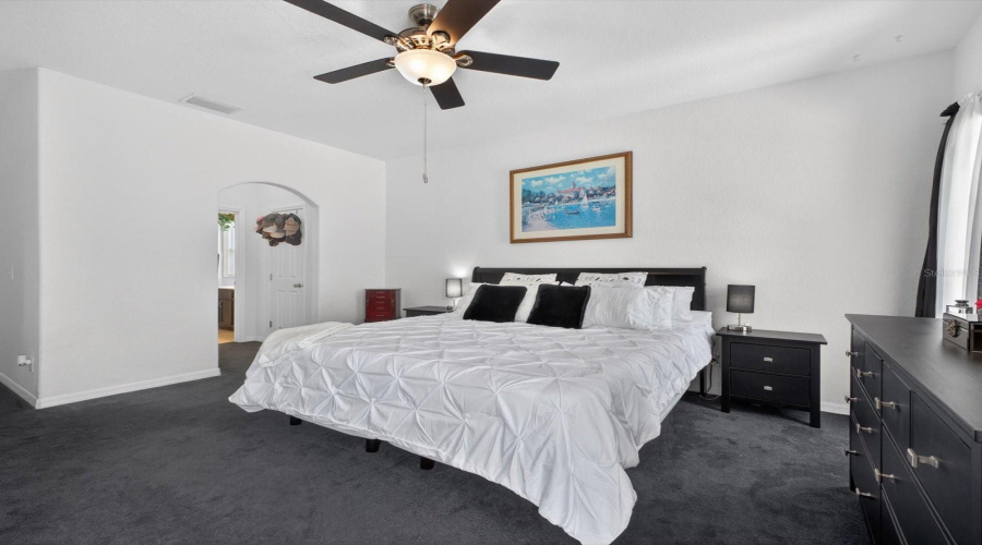 DAVENPORT, Florida 33837, 5 Bedrooms Bedrooms, ,3 BathroomsBathrooms,Residential,For Sale,SAND HILL POINT,0,MFRO6411388
