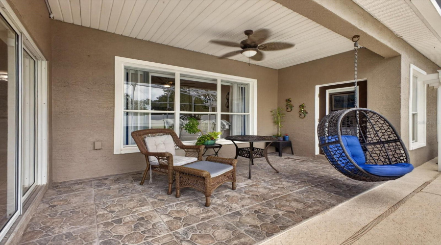 DAVENPORT, Florida 33837, 5 Bedrooms Bedrooms, ,3 BathroomsBathrooms,Residential,For Sale,SAND HILL POINT,0,MFRO6411388
