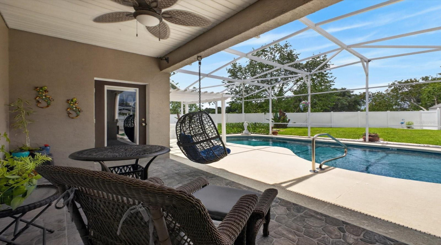 DAVENPORT, Florida 33837, 5 Bedrooms Bedrooms, ,3 BathroomsBathrooms,Residential,For Sale,SAND HILL POINT,0,MFRO6411388