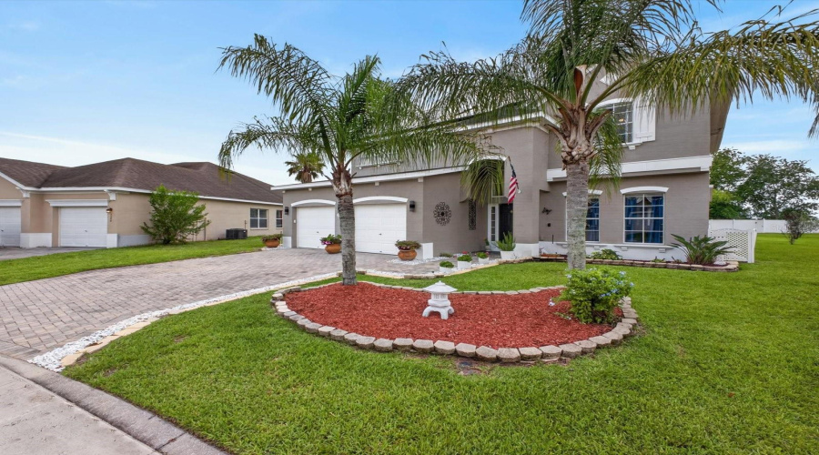 DAVENPORT, Florida 33837, 5 Bedrooms Bedrooms, ,3 BathroomsBathrooms,Residential,For Sale,SAND HILL POINT,0,MFRO6411388