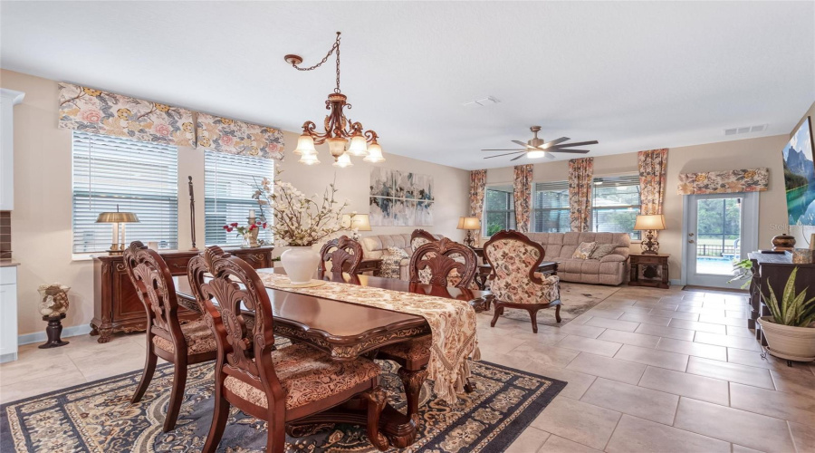 DAVENPORT, Florida 33896, 5 Bedrooms Bedrooms, ,4 BathroomsBathrooms,Residential,For Sale,BLACKWOLF RUN RD,0,MFRS5150917